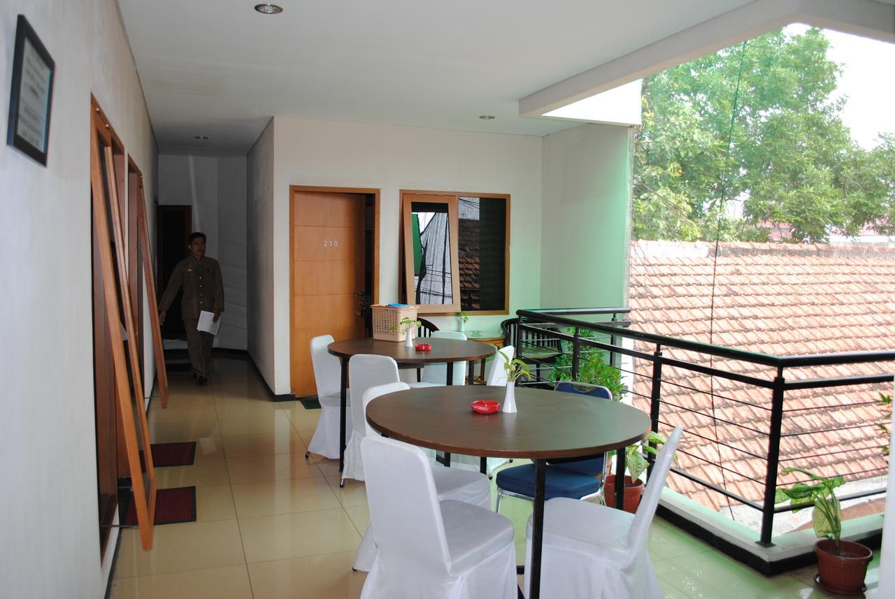 Hotel Wisata Baru Serang Dış mekan fotoğraf
